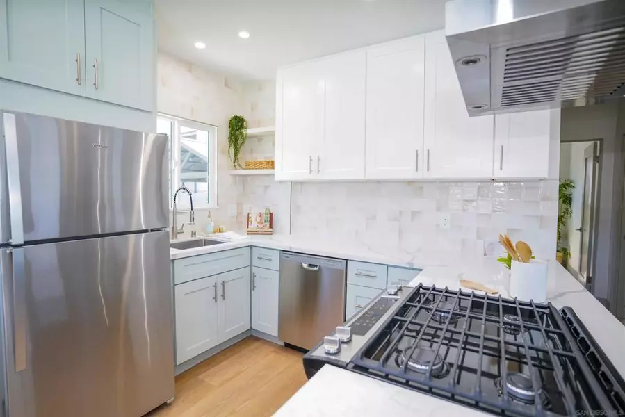 3737 Orange, San Diego, CA 92105