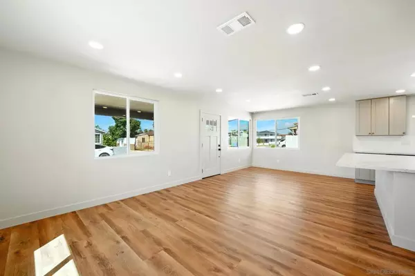 San Diego, CA 92111,2525 Inman Ct