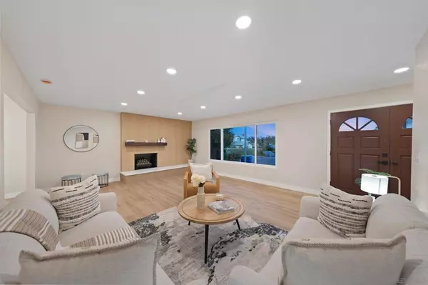 La Mesa, CA 91942,9401 Broadmoor Pl
