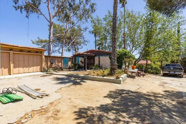 Escondido, CA 92026,31659 61 Rocking Horse Rd