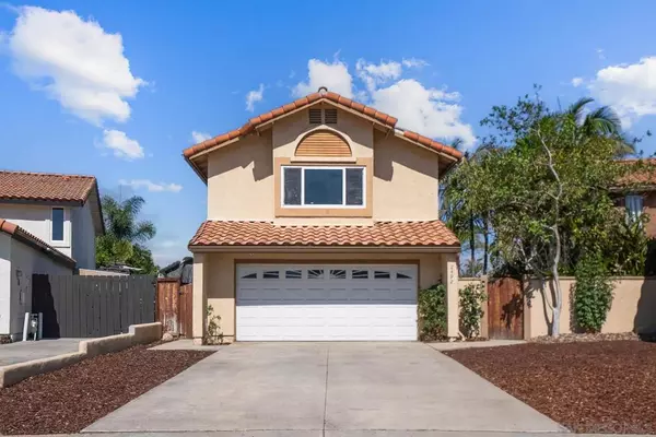 2492 Royal Saint James Dr, El Cajon, CA 92019