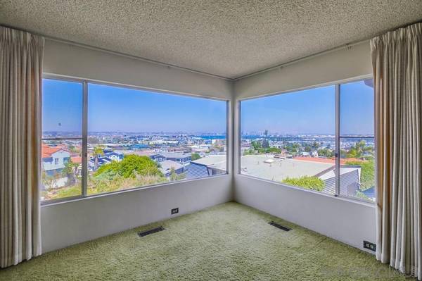 San Diego, CA 92106,954 Harbor View Dr