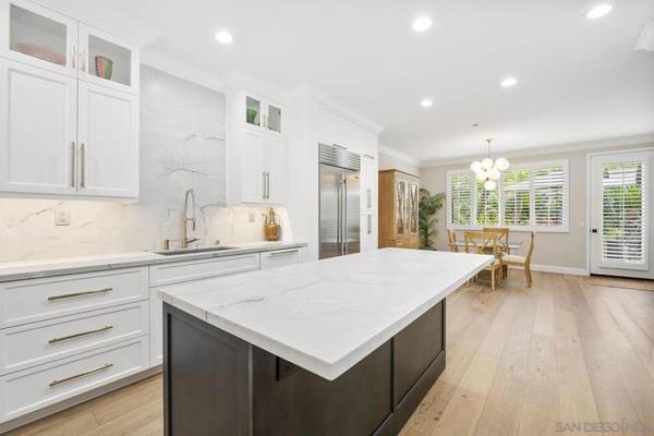 Carlsbad, CA 92011,6467 Alexandri Cir