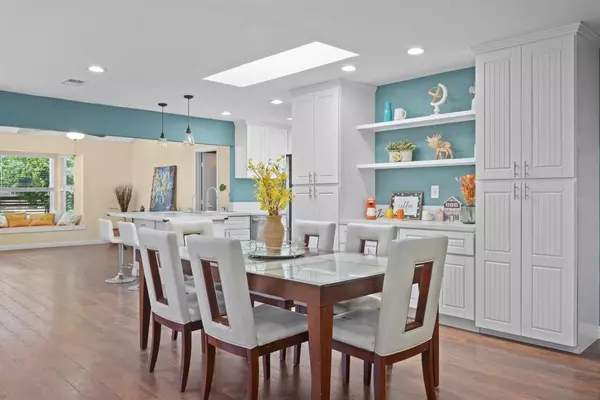 9155 57 Gold Coast Dr, San Diego, CA 92126