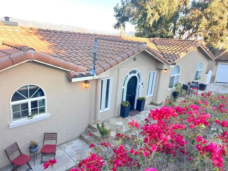 4275 Crestview, La Mesa, CA 91941