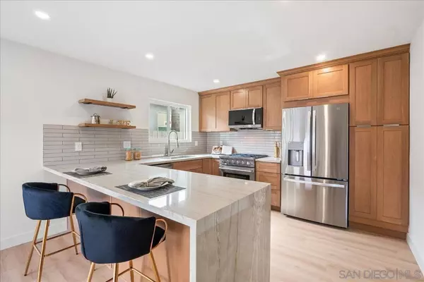 928 Diamond St #Unit 1, San Diego, CA 92109