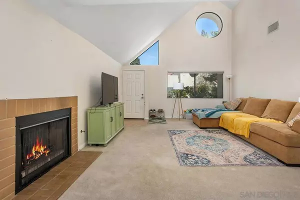 San Diego, CA 92128,17945 Caminito Pinero #278