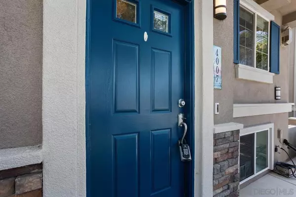Carlsbad, CA 92008,4007 Bluff View Way