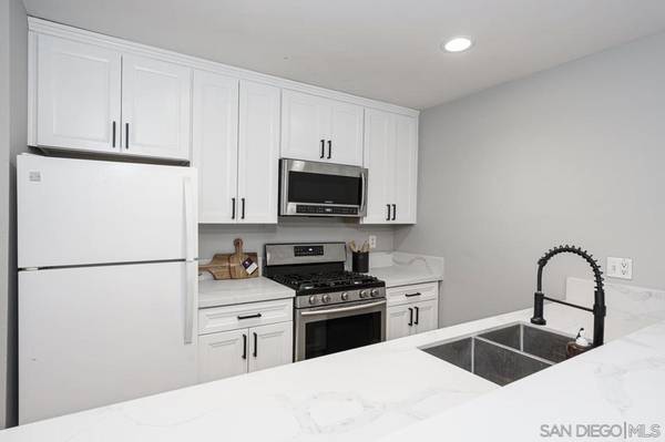 San Diego, CA 92108,1625 Hotel Cir S #C111