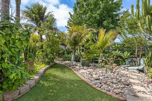 San Diego, CA 92117,4645 COCONINO WAY