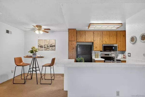 San Diego, CA 92123,9130 Gramercy Dr #411