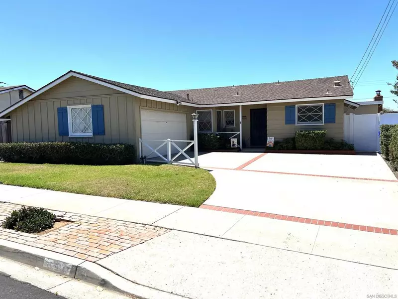 5055 Mount Frissell Dr, San Diego, CA 92117