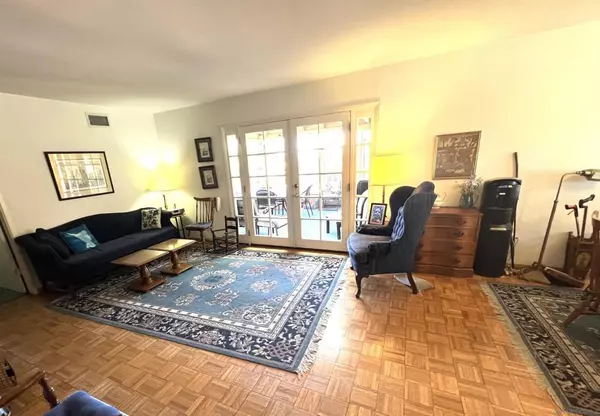 San Diego, CA 92117,5055 Mount Frissell Dr