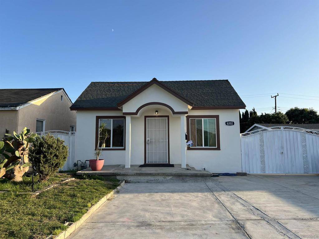 Westminster, CA 92683,8202 19th St