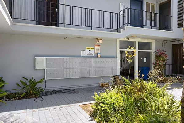 San Diego, CA 92109,4750 Noyes St #110