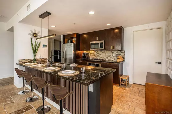 San Diego, CA 92103,3812 Park Blvd #206