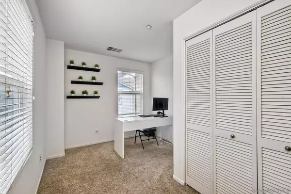San Diego, CA 92127,16916 Hutchins Landing #64