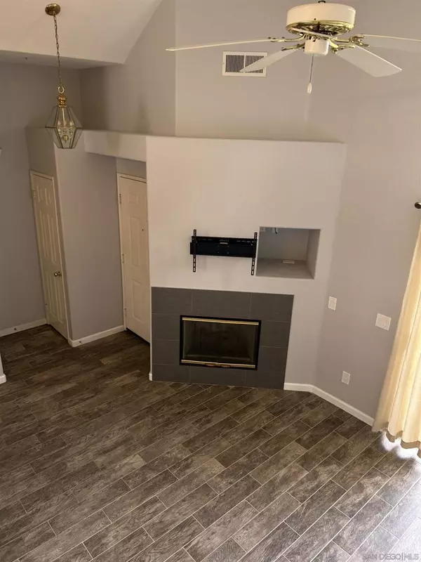 San Diego, CA 92121,10284 Wateridge Cir