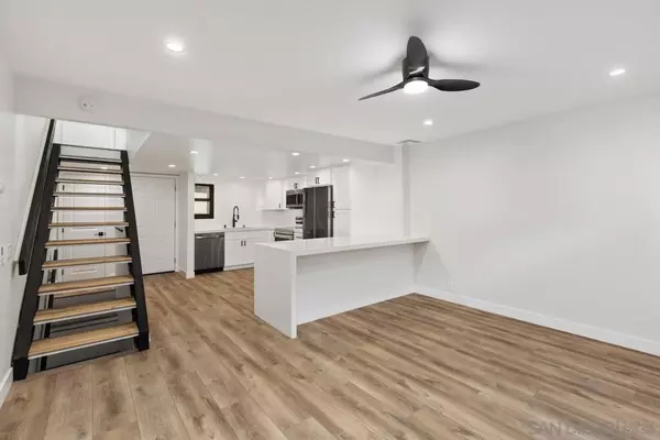 San Diego, CA 92107,3974 Voltaire St.