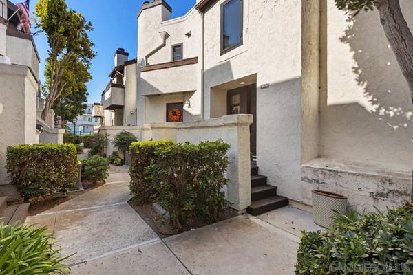 3974 Voltaire St., San Diego, CA 92107