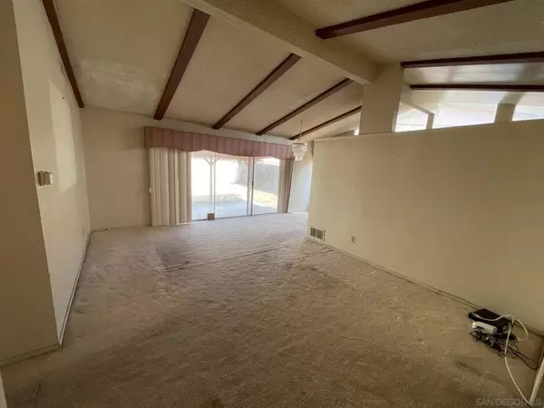San Diego, CA 92114,844 Pyramid St