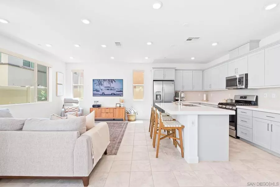 1962 Julie Dawn Pl, Escondido, CA 92026