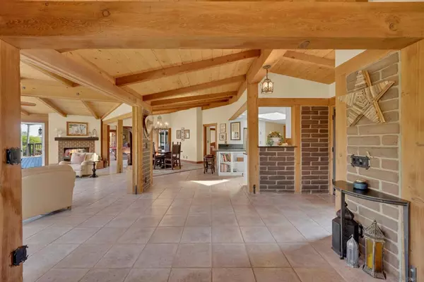 Poway, CA 92064,13735 Acorn Patch Rd