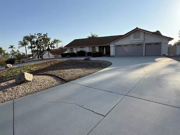 2237 Eucalyptus Ave, Escondido, CA 92029