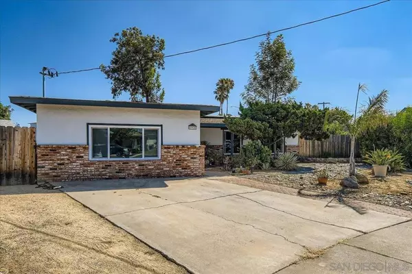 El Cajon, CA 92021,992 Ednabelle Ct