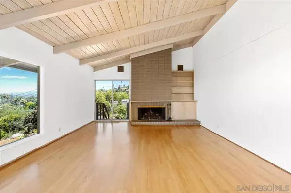 Escondido, CA 92025,1421 Rincon Rd