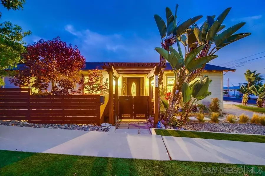 3806 Dixon Pl, San Diego, CA 92107
