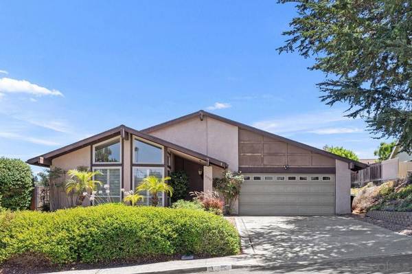 11325 Calenda Rd, San Diego, CA 92127