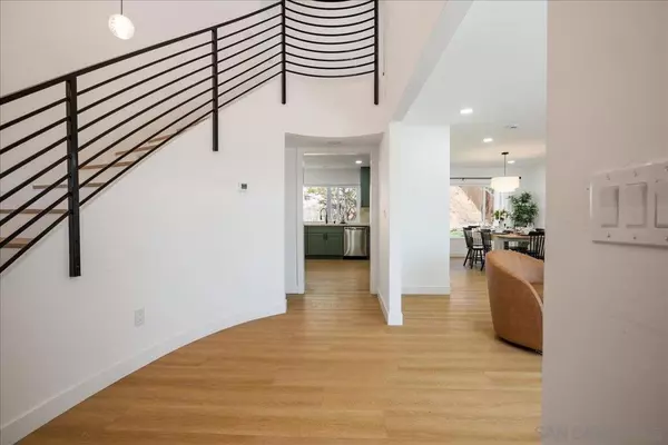 San Diego, CA 92128,17283 Montero Rd
