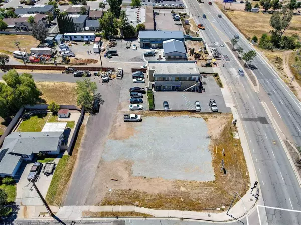 Santee, CA 92071,8069 Mission George