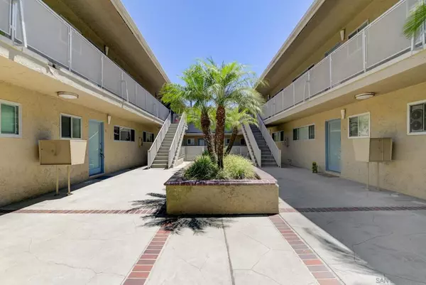 San Diego, CA 92103,3907 Georgia St #7