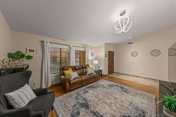 Poway, CA 92064,14665 Buckwood St.