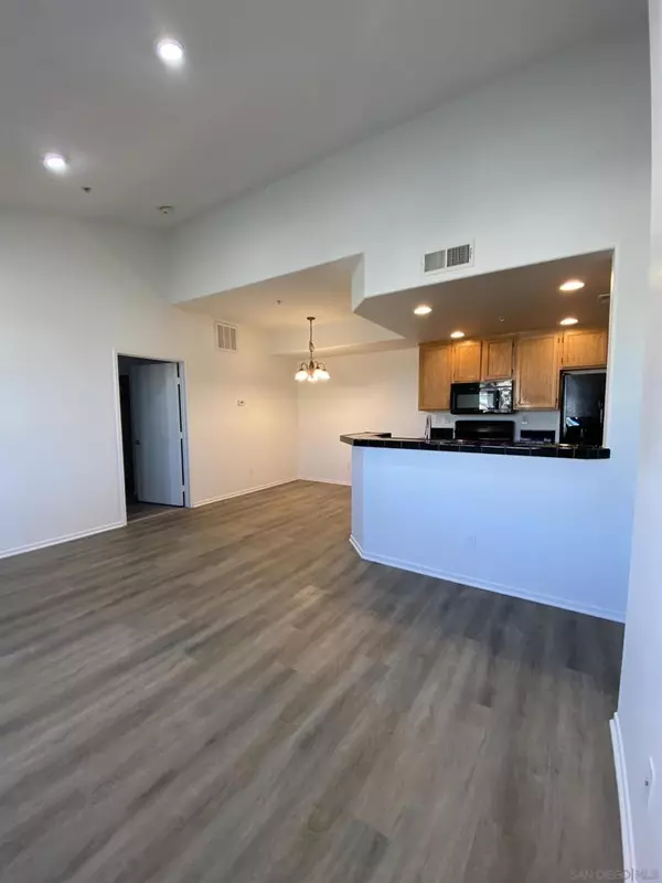 Chula Vista, CA 91913,1344 Paizay Pl #734