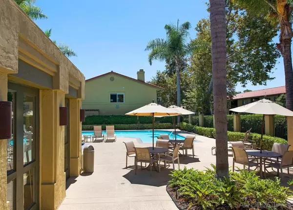 San Diego, CA 92122,7565 Charmant Dr #312