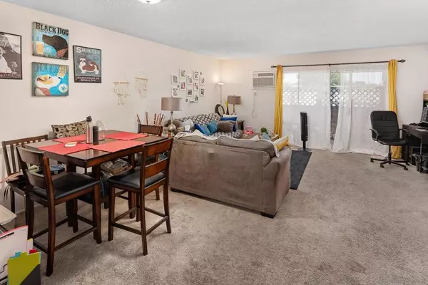 San Diego, CA 92119,8715 Lake Murray Blvd #7