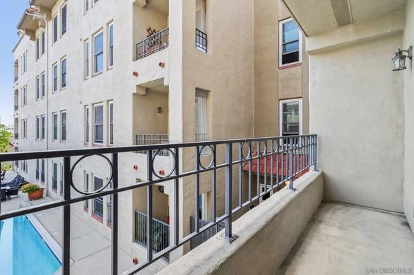 San Diego, CA 92101,2445 Brant St #308