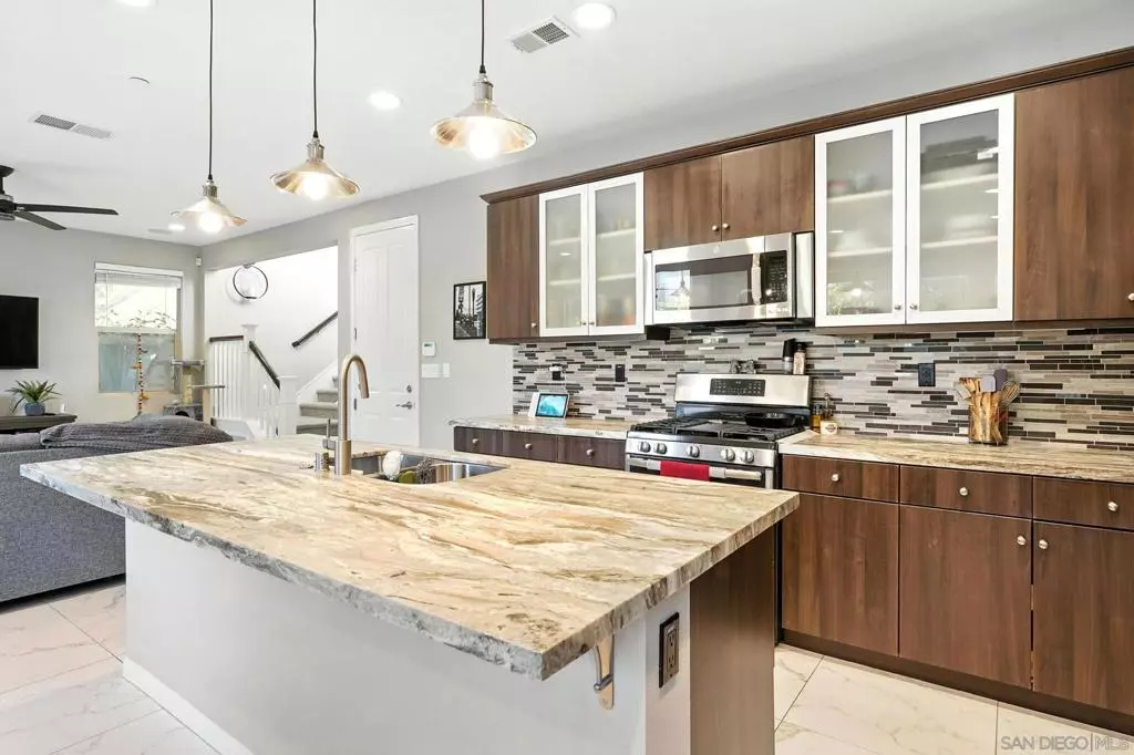 San Diego, CA 92154,1035 Sea Glass Way