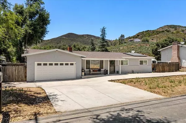 Escondido, CA 92027,3620 Foxley Dr