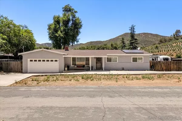 Escondido, CA 92027,3620 Foxley Dr