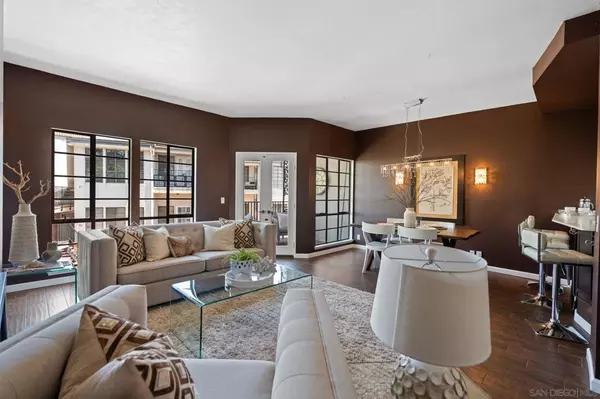 Carlsbad, CA 92009,2630 Pirineos Way #4