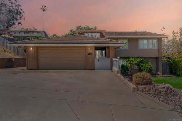1116 Circle Dr #230-452-12-00, Escondido, CA 92025