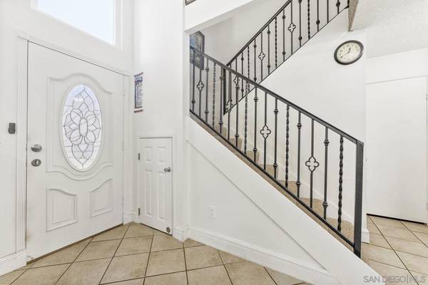Chula Vista, CA 91911,32 Orange Ave #1