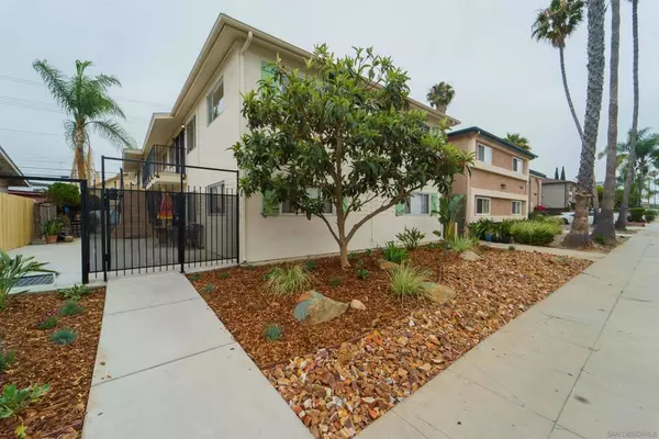 San Diego, CA 92116,4518 Kansas St