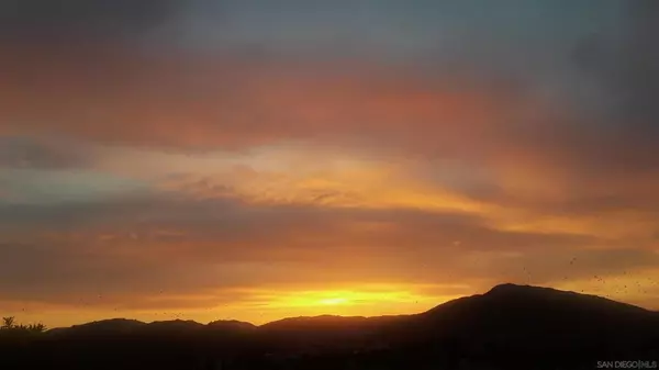 San Diego, CA 92128,18557 Caminito Pasadero #389