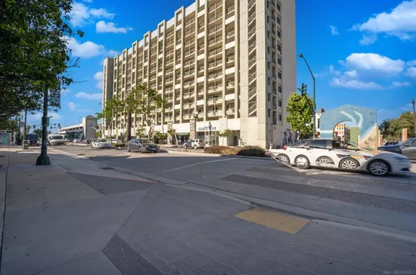 National City, CA 91950,801 National City Blvd #901