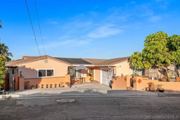 5040 Colina Dr, La Mesa, CA 91942